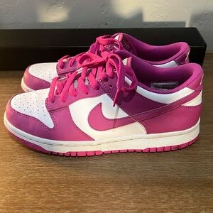 Nike Dunk Low